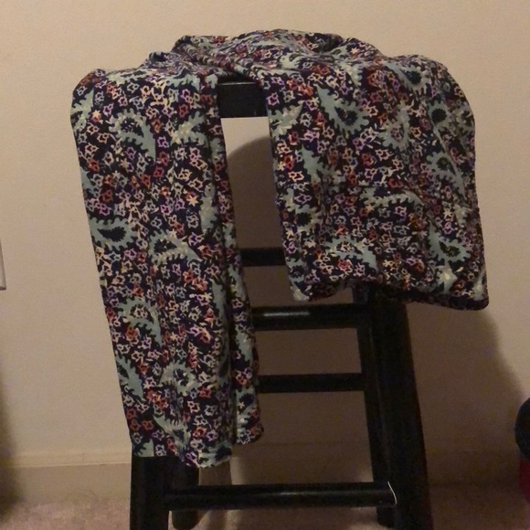 Lularoe - Picture 1 of 2